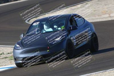 media/Nov-08-2025-Speed Ventures (Sat) [[1c7a6332f5]]/TC B/Session 1 (Turn 3)/